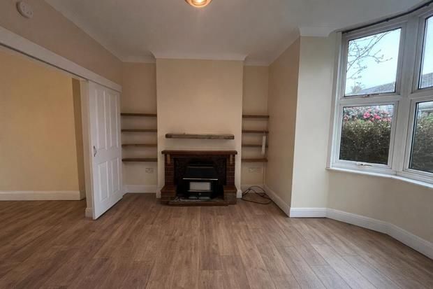 Additional image 2 of 4 bed terraced house to rentBelgrave Terrace, Liskeard PL14