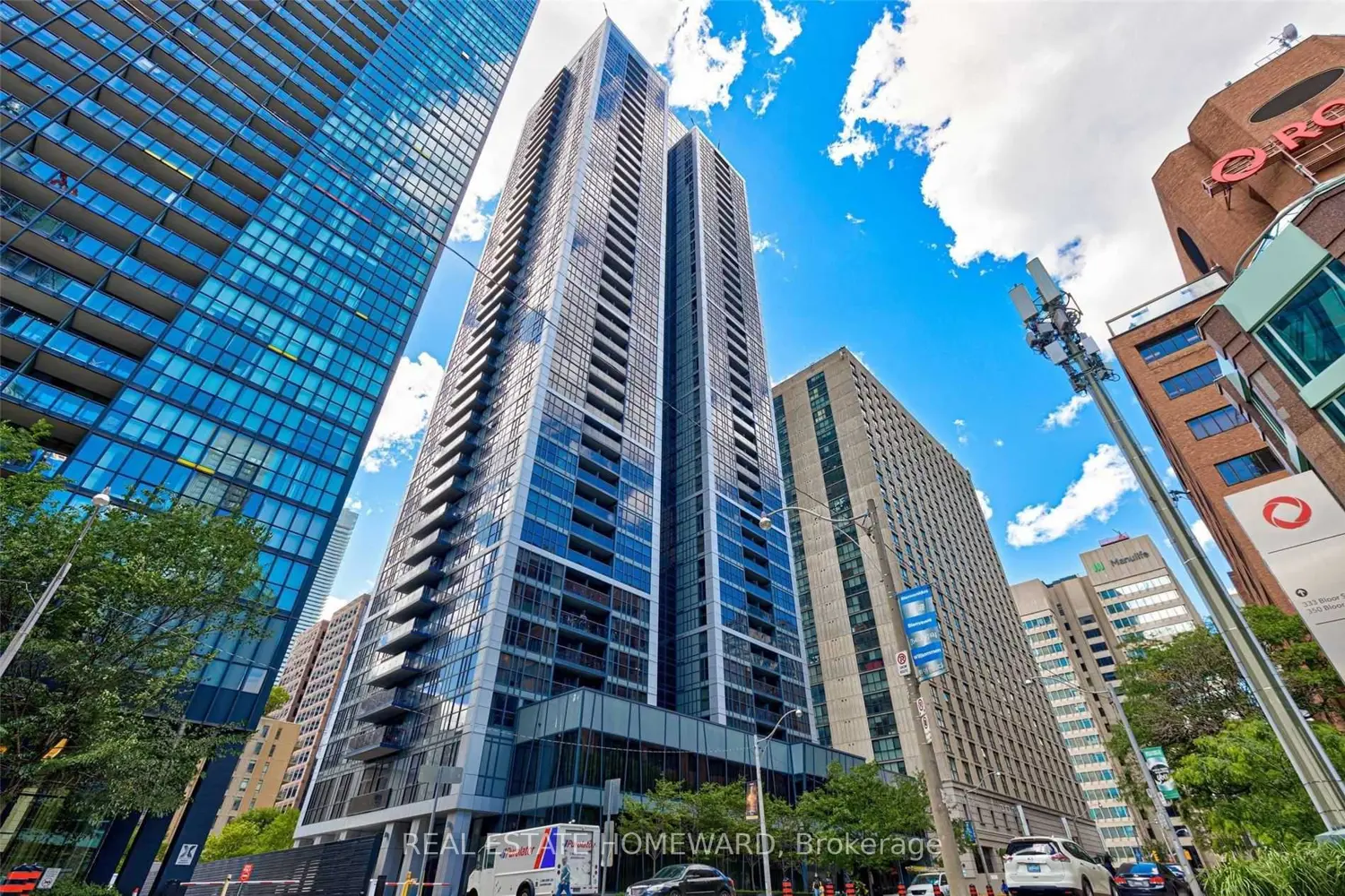 28 Ted Rogers Way 1410