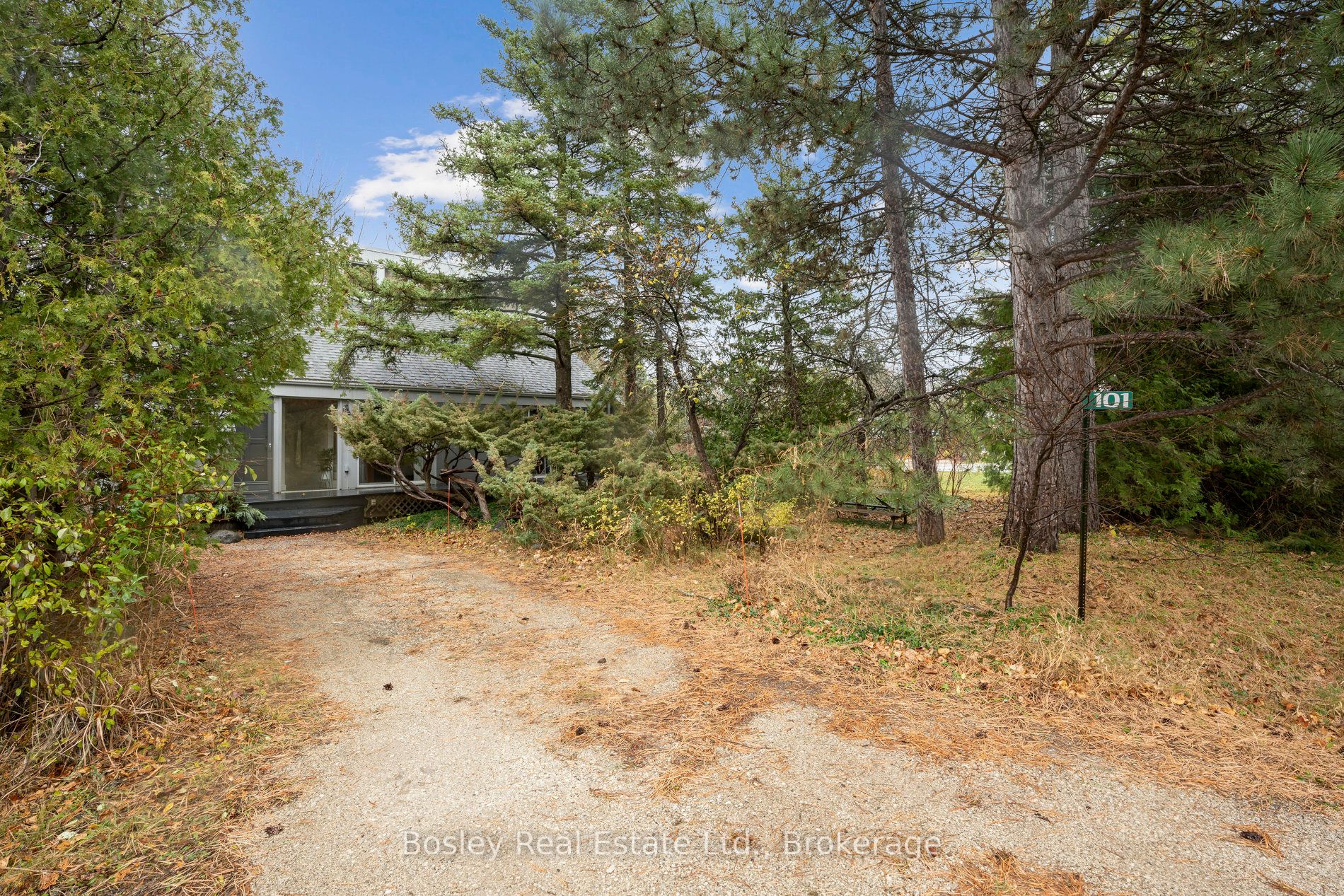 Additional image 3 of 101 St Moritz Crescent, Blue Mountains, ON, L9Y 0S6