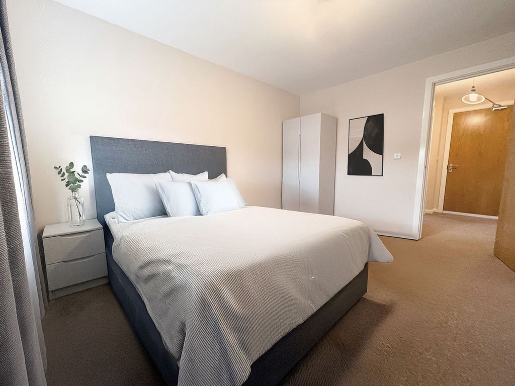 Additional image 4 of 1 bed flat to rentOldham Road, Manchester M35
