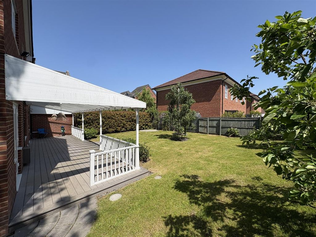 Additional image 16 of 5 bed detached house to rentGlaisdale Court, Darlington DL3