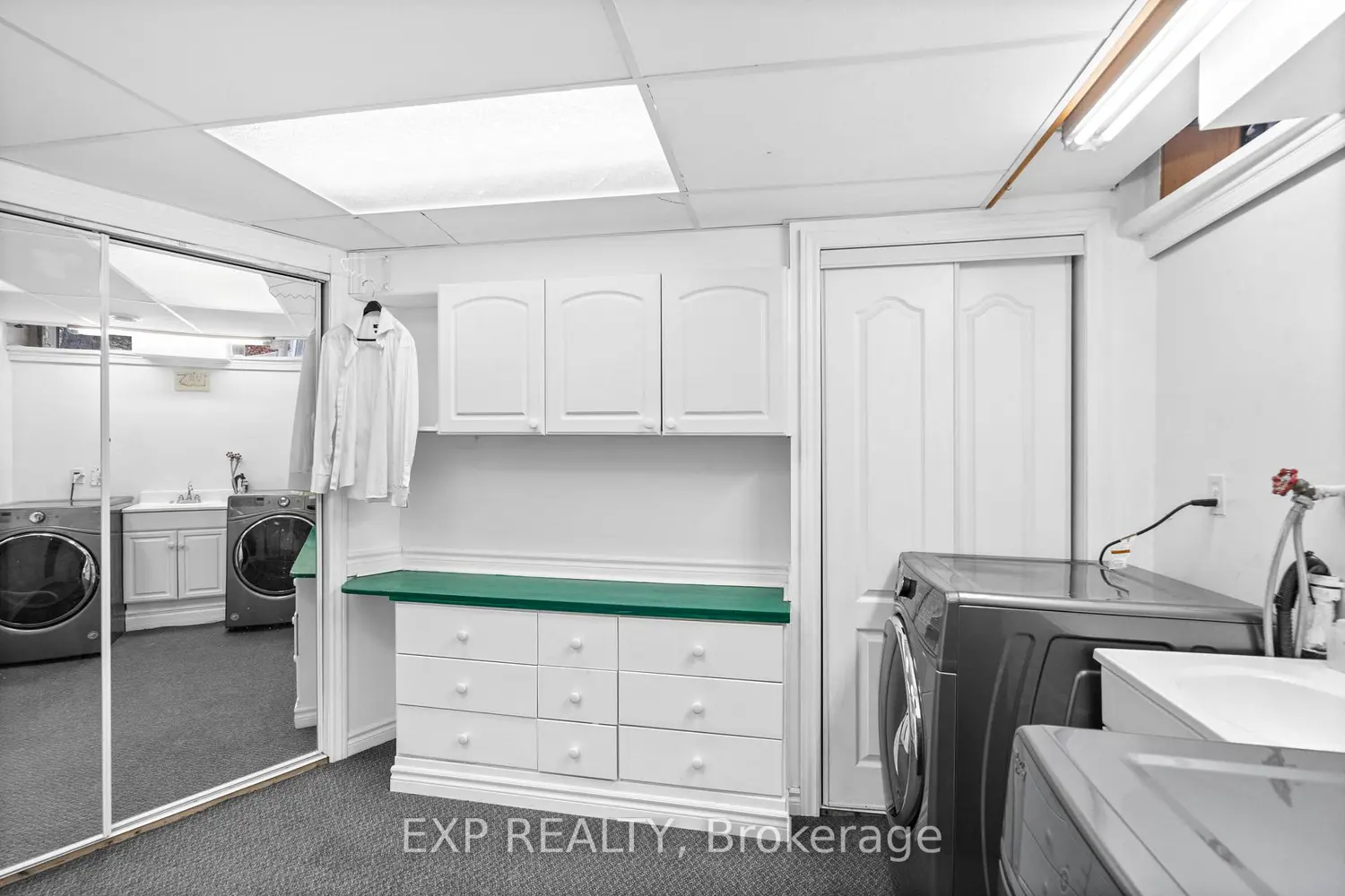 Additional image 18 of 2555 Thomas Street 70