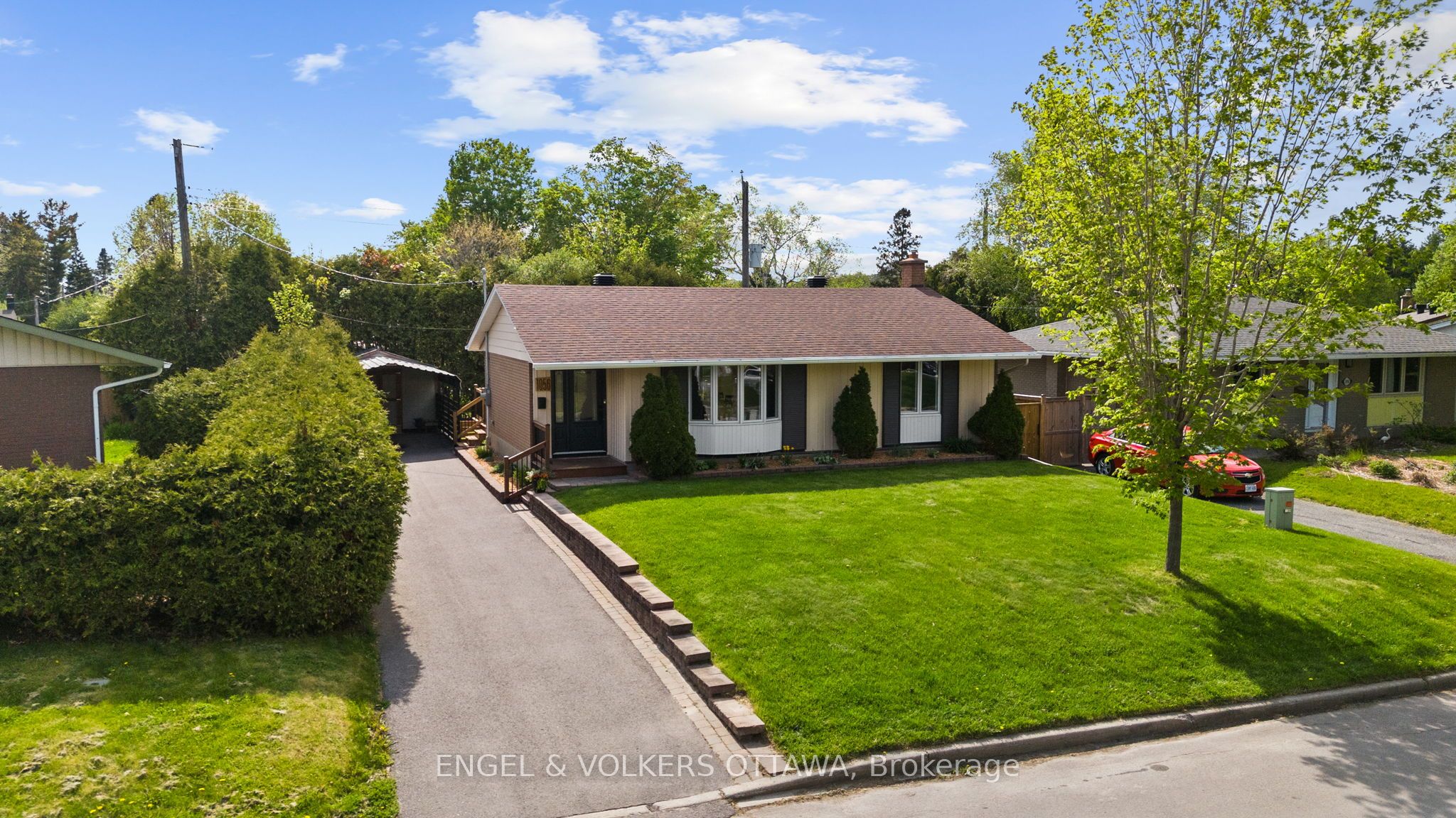 Additional image 2 of 1056 Hindley Street, Ottawa, ON, K2B 5M1