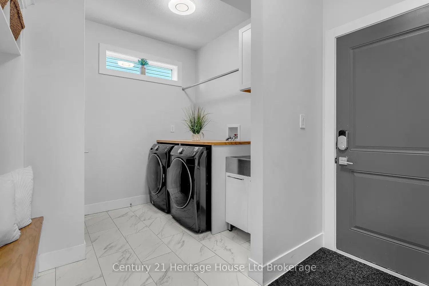 Additional image 6 of 1411 Sandbar Street