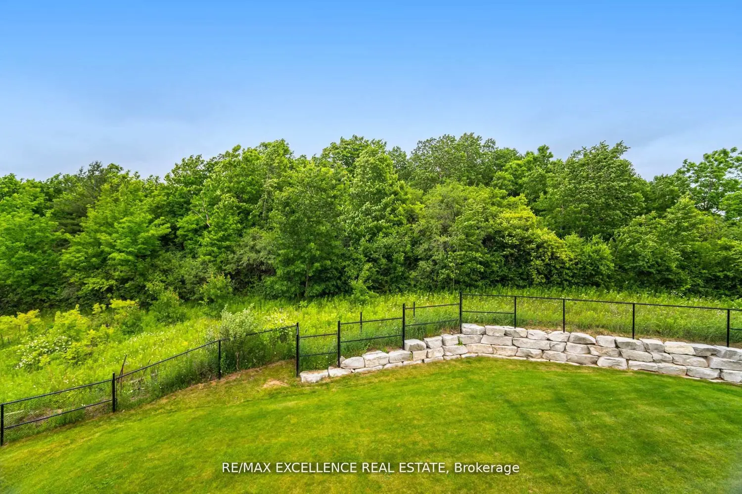 Additional image 20 of 78 Appleyard Avenue