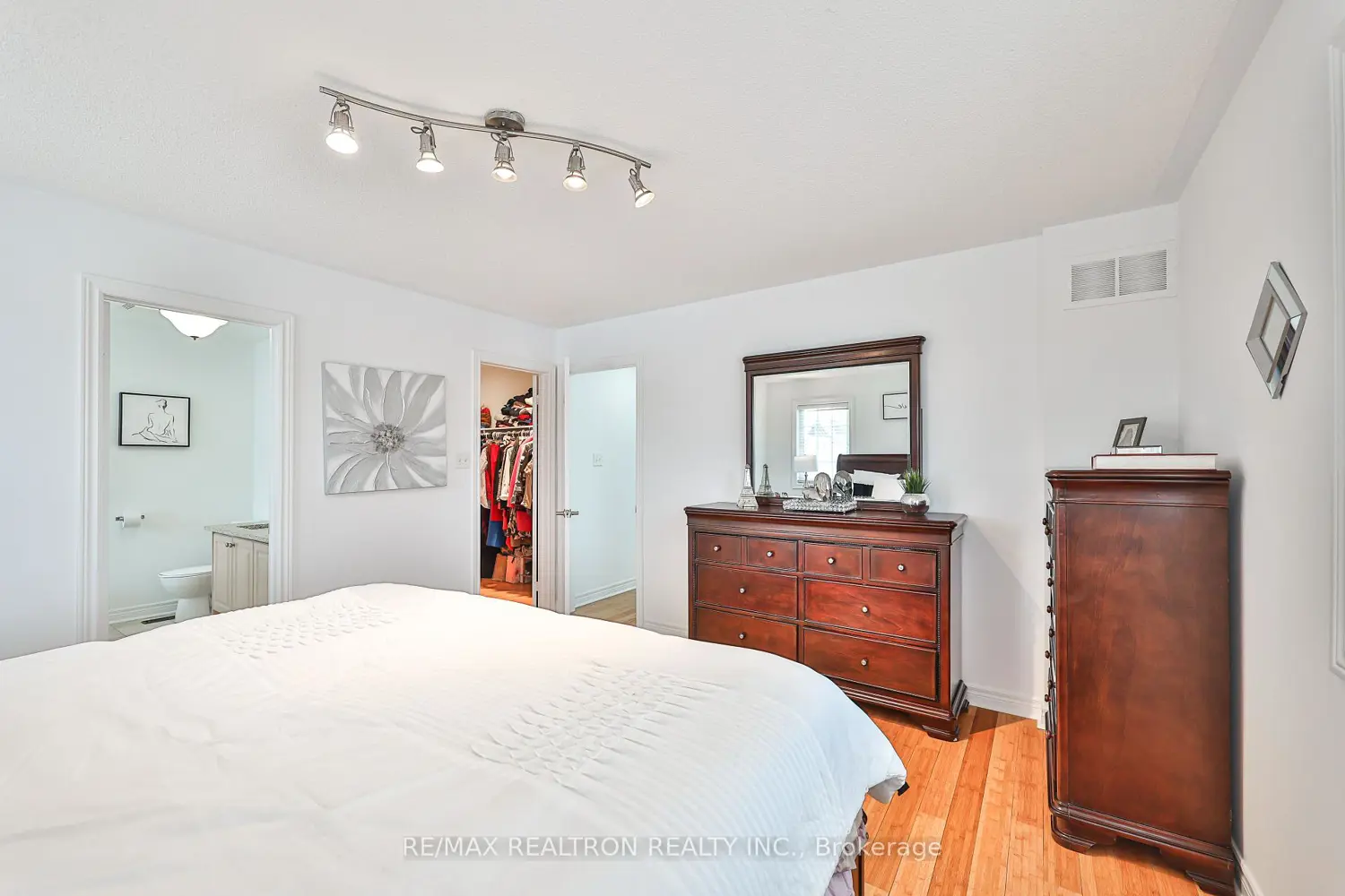 Additional image 9 of 23 Sunridge Street