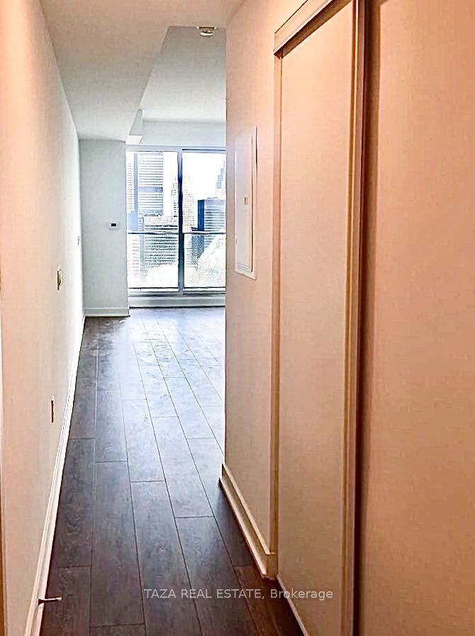 Additional image 2 of 5010-125 Blue Jays Way, Toronto, ON, M5V 0N5