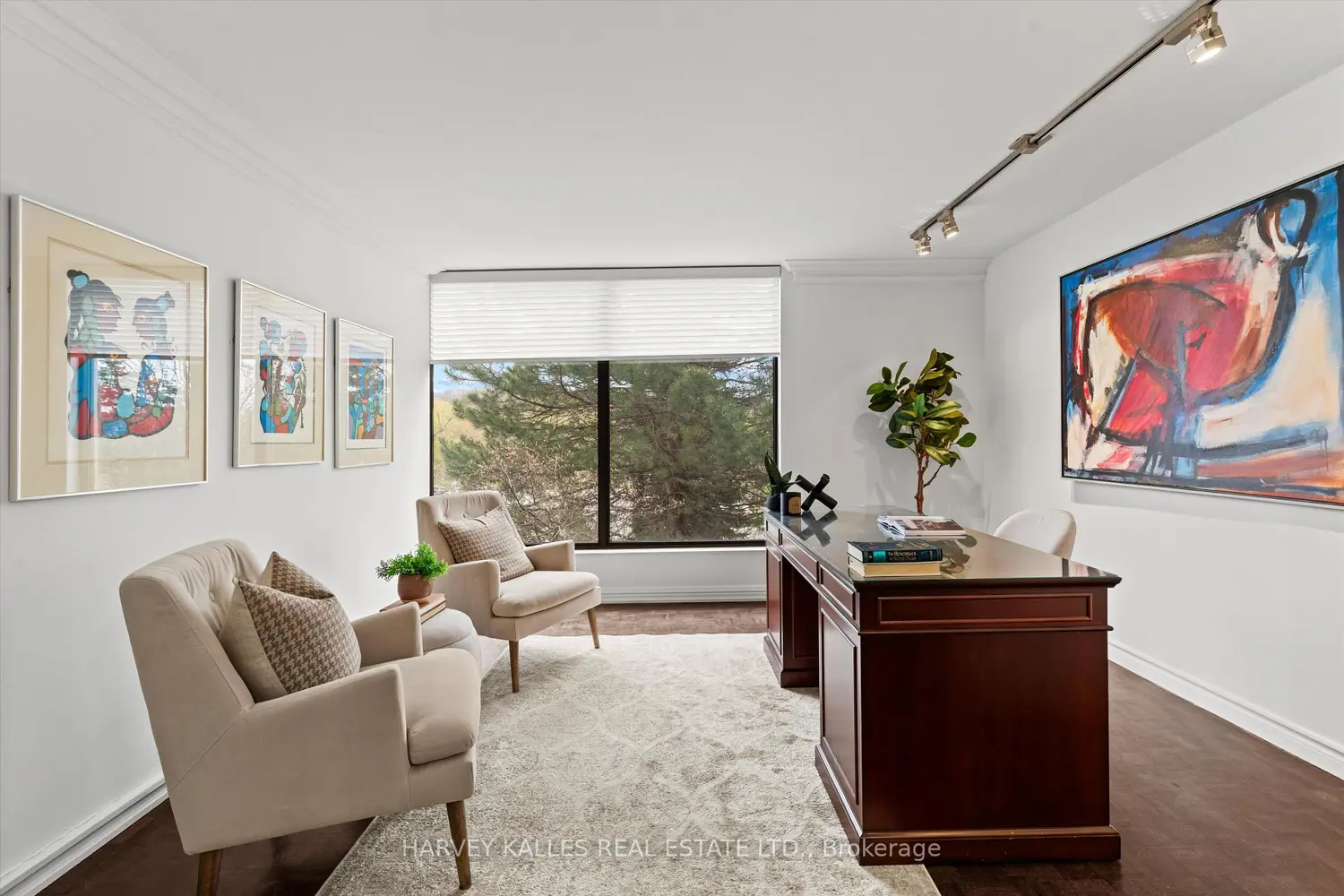 Additional image 9 of 3900 Yonge Street 201