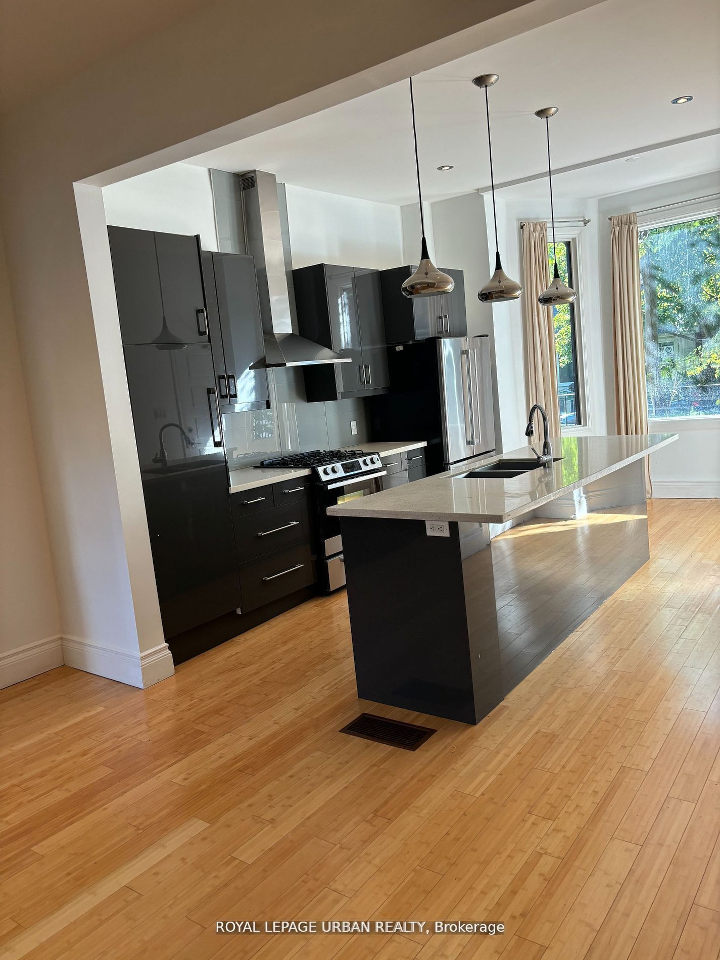 Additional image 4 of 323 Ontario Street, Toronto, ON, M5A 2V8