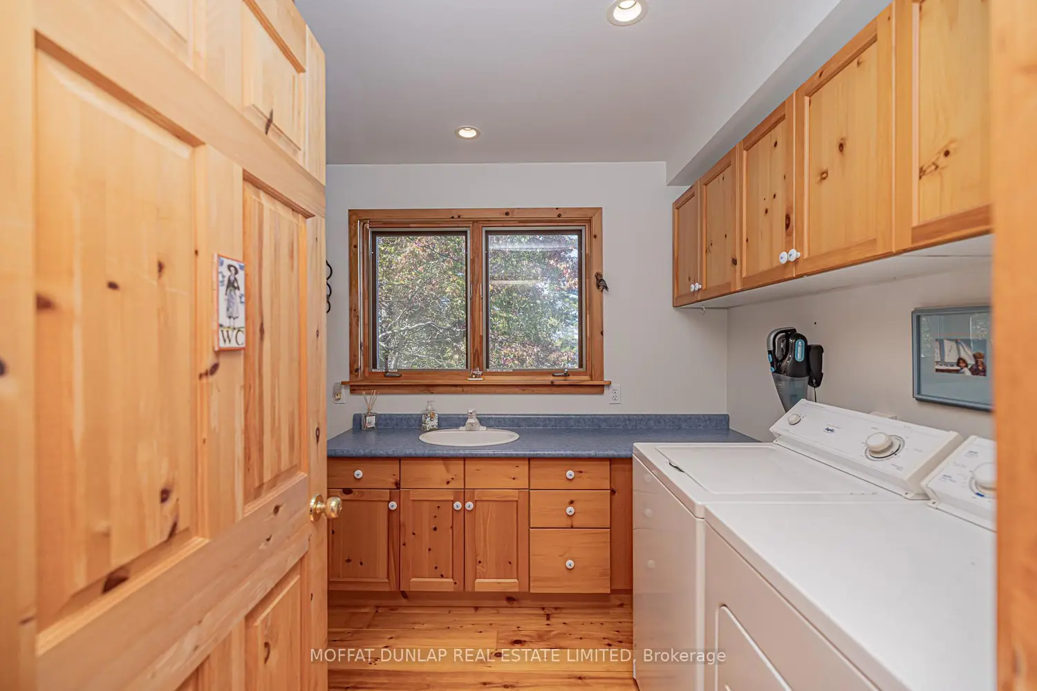 Additional image 10 of 2 Is 2390