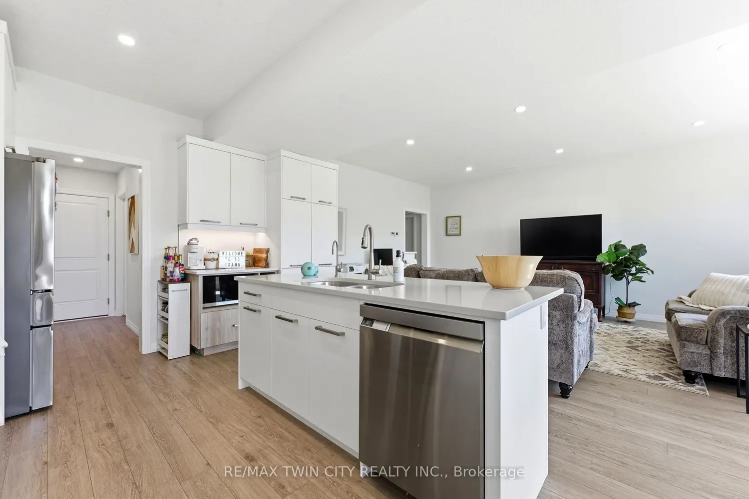 Additional image 4 of 52 Braun Avenue