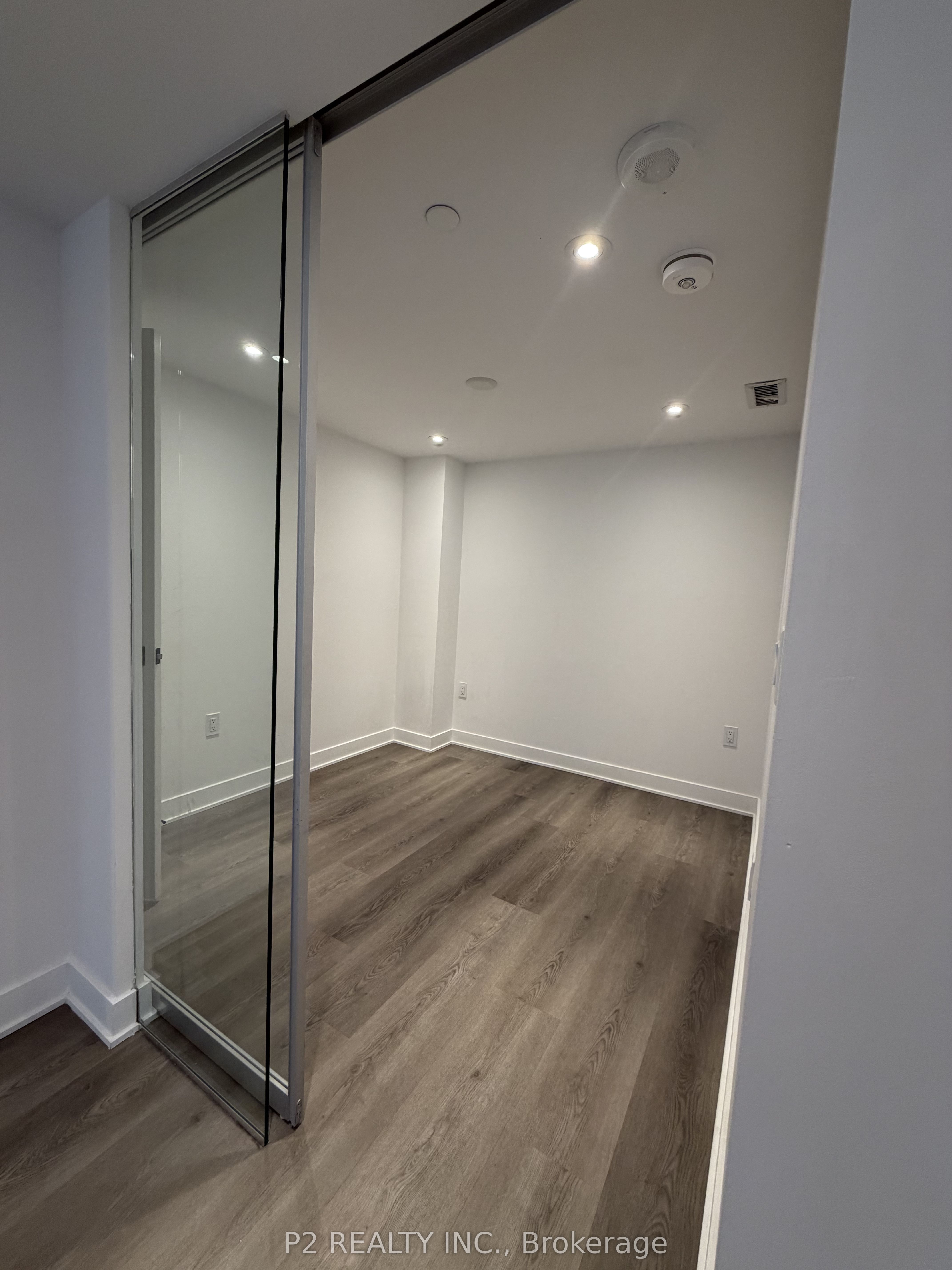 Additional image 3 of 205-36 Zorra Street, Toronto, ON, M8Z 0G5