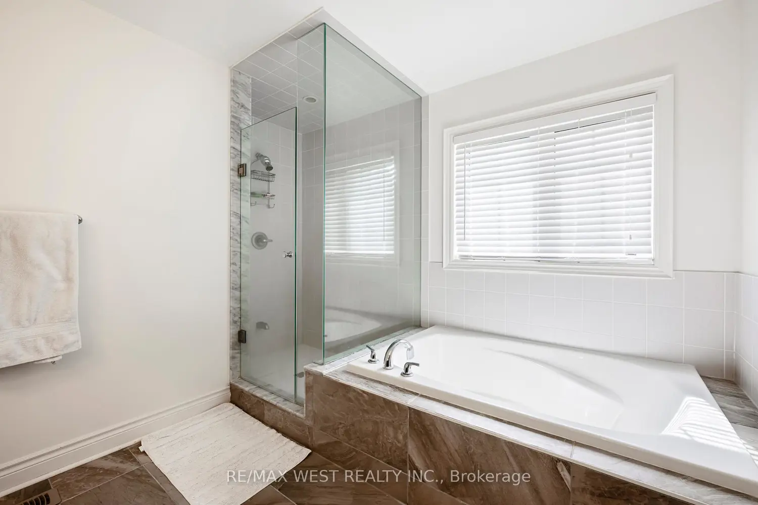 Additional image 3 of 10 Stonegate Avenue