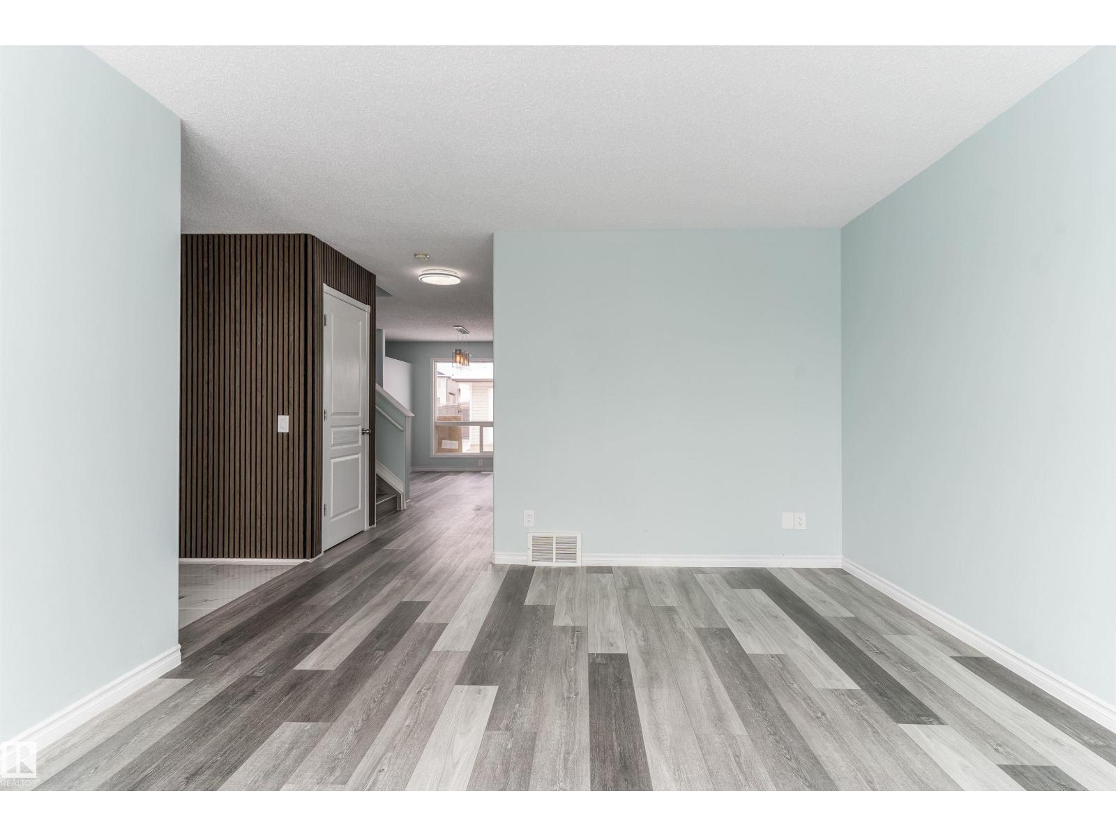Additional image 4 of 16304 43 Street NW, Edmonton, AB, T5Y0H8