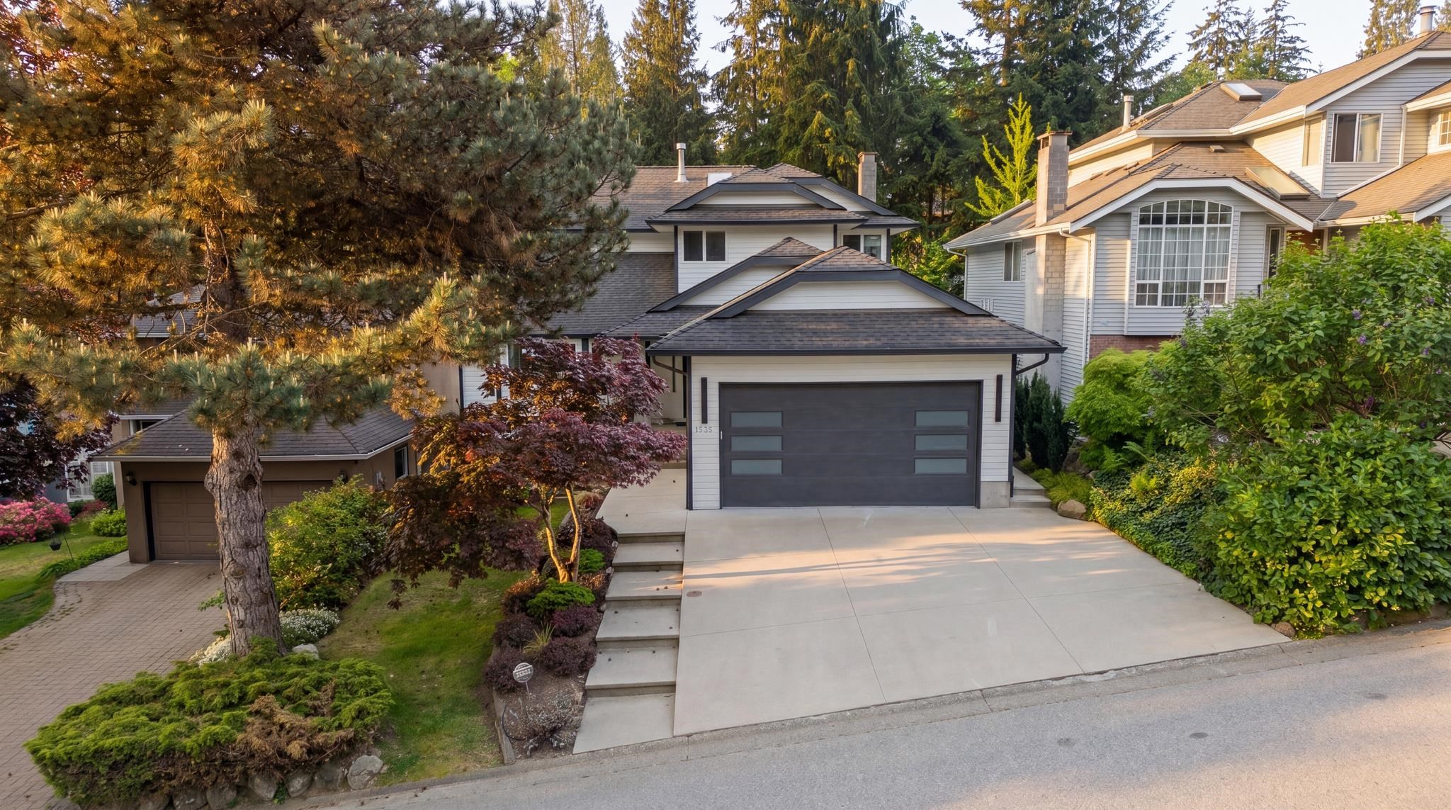 1535 Ostler Court, North Vancouver, BC, V7G 2P1