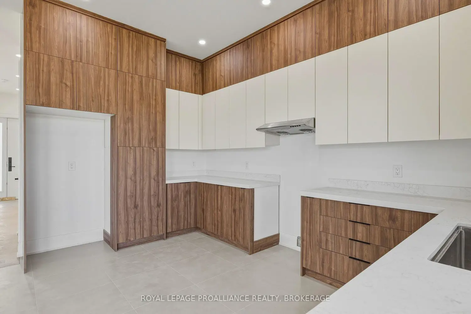 Additional image 12 of 130 Hineman Street