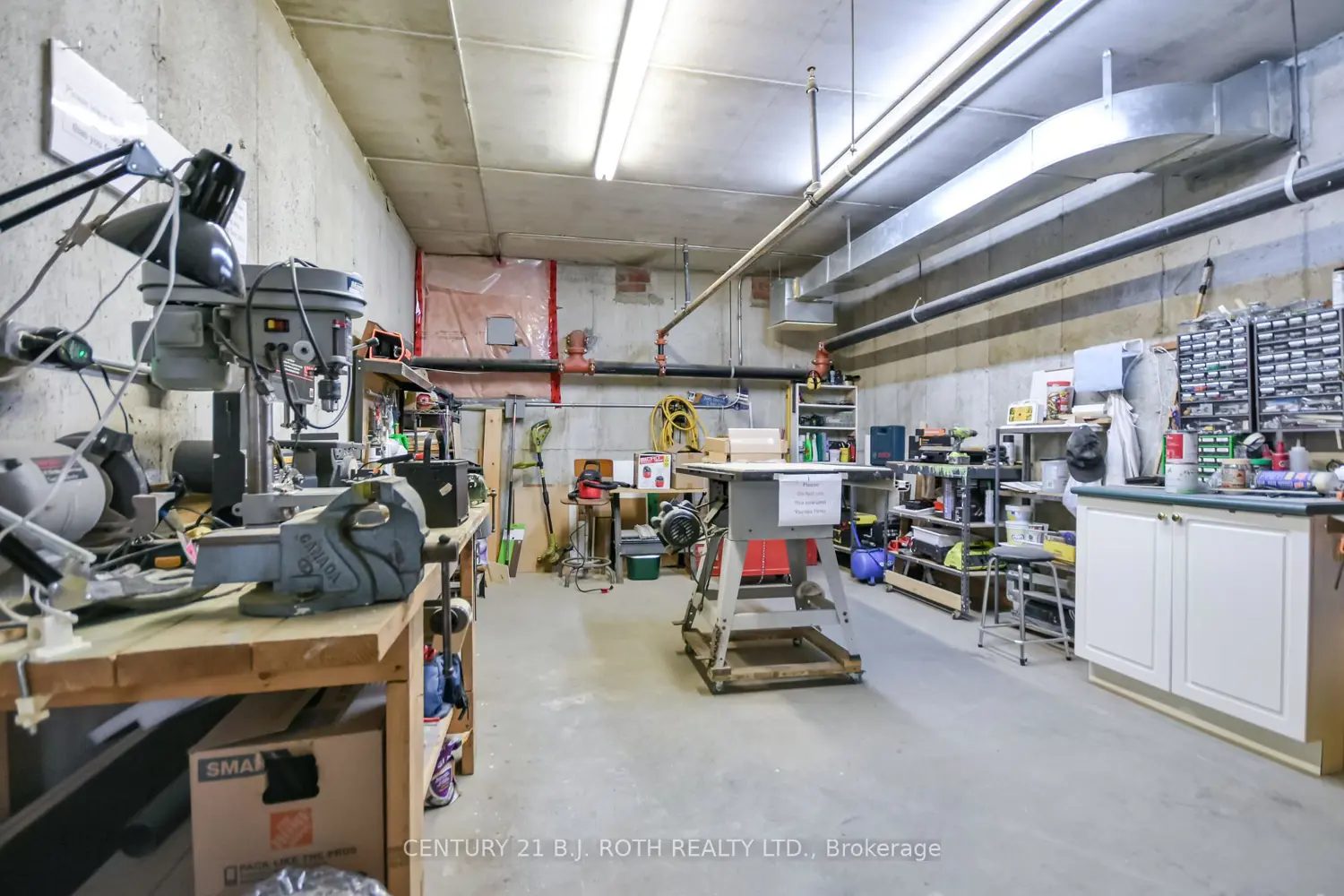 Additional image 17 of 20 Museum Drive 210