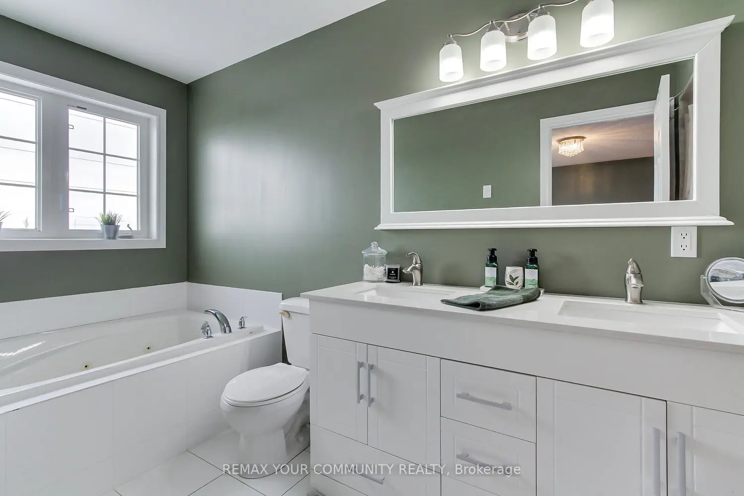 Additional image 9 of 506 Foxcroft Boulevard