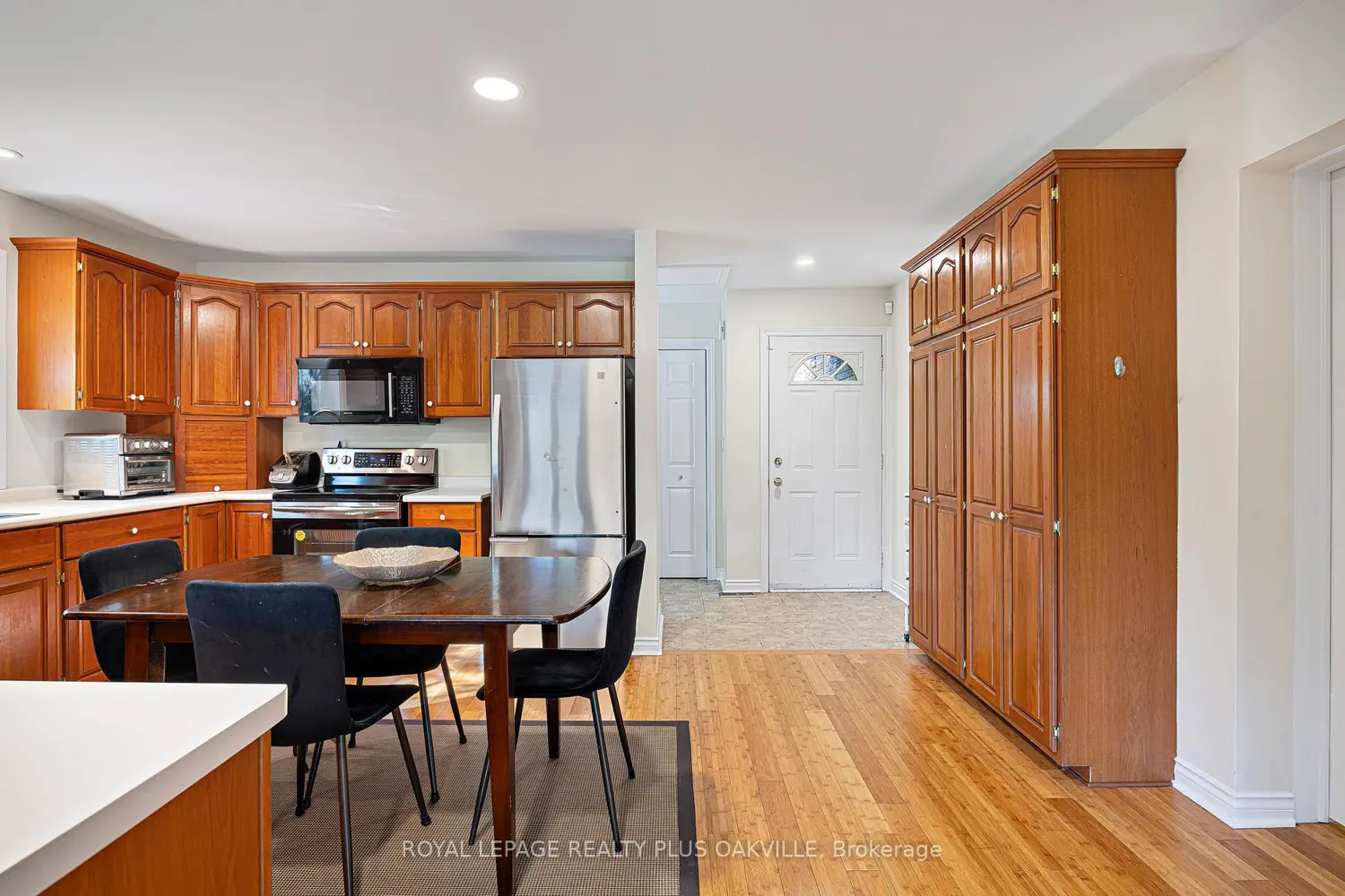Additional image 11 of 679 Greenravine Drive