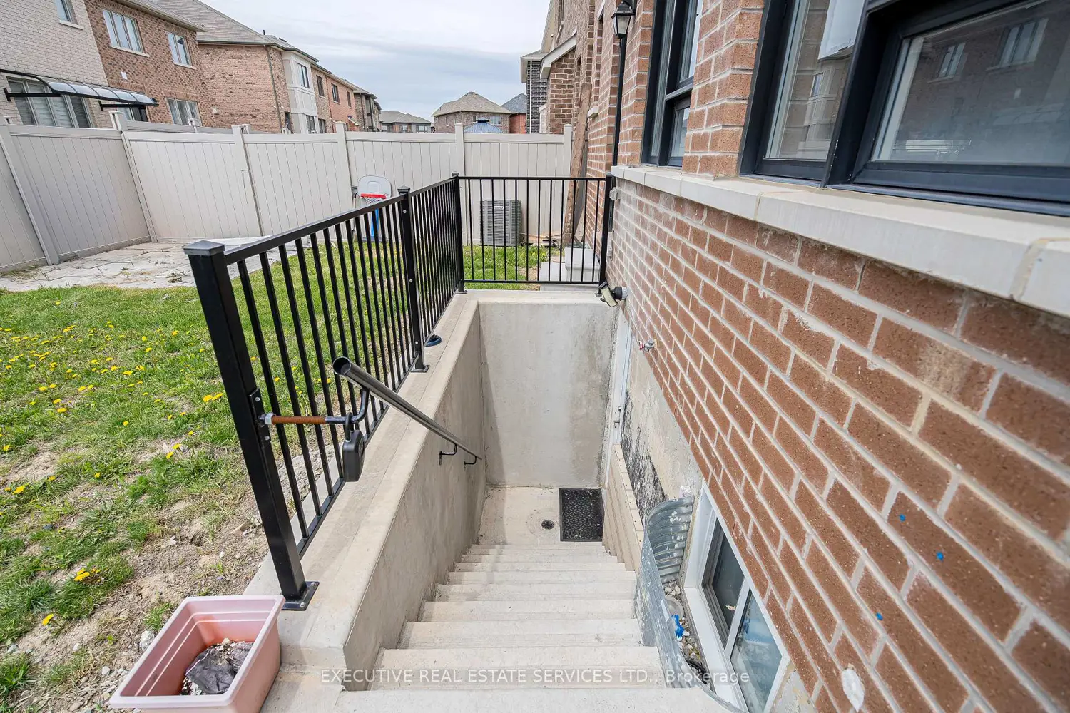 Additional image 12 of 4 Brenscombe Road