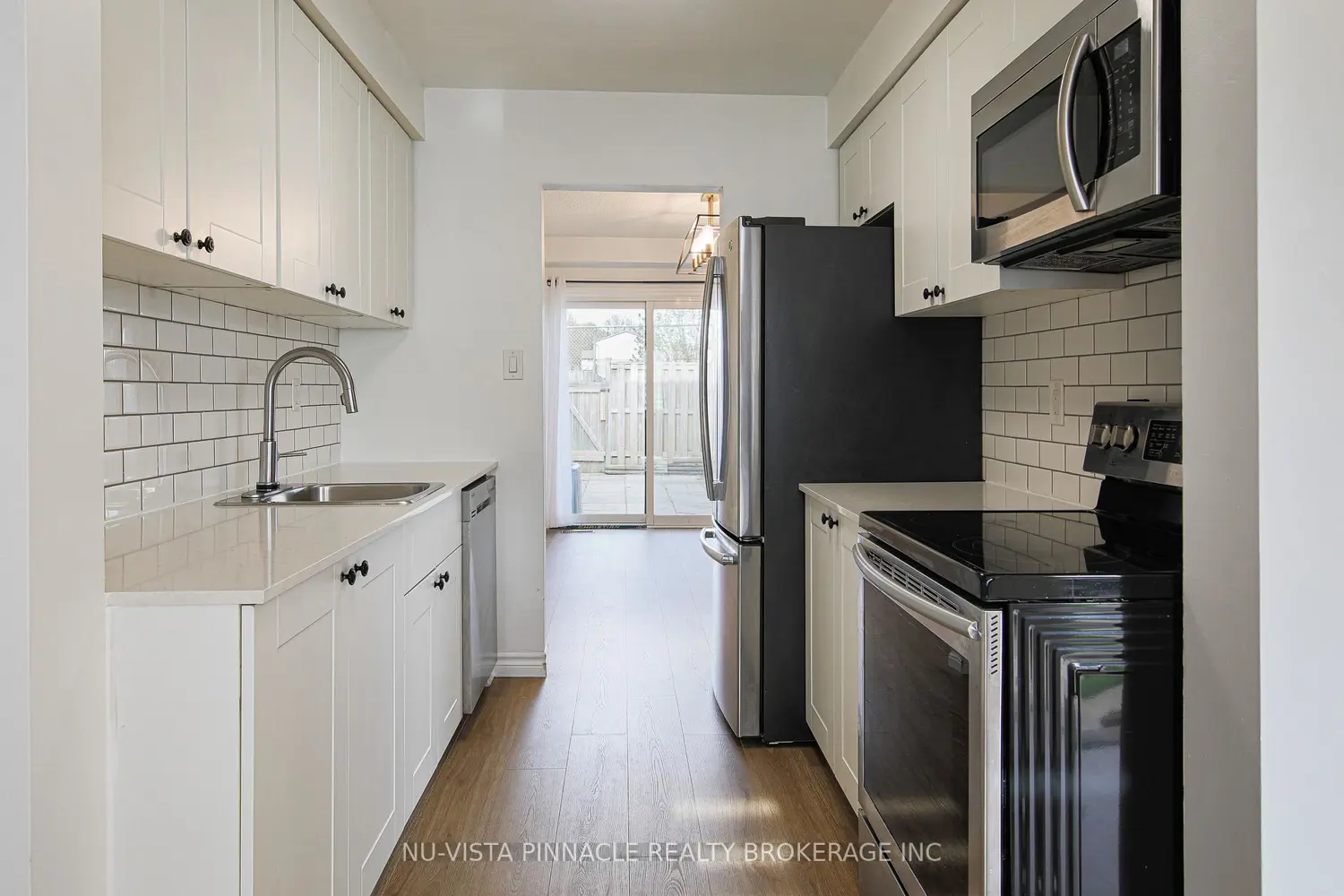 Additional image 9 of 700 Osgoode Drive 28
