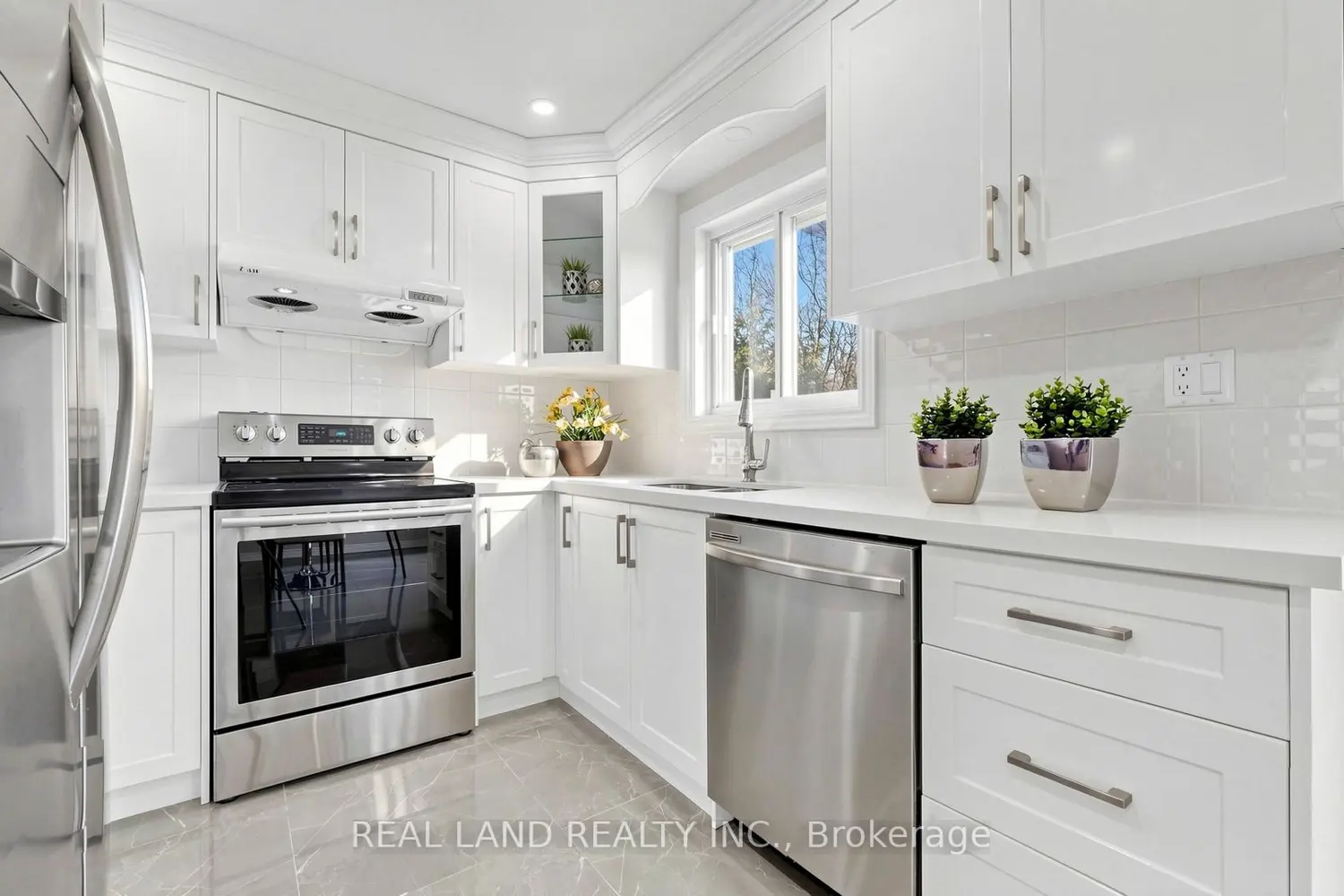 Additional image 6 of 54 Marblemount Crescent