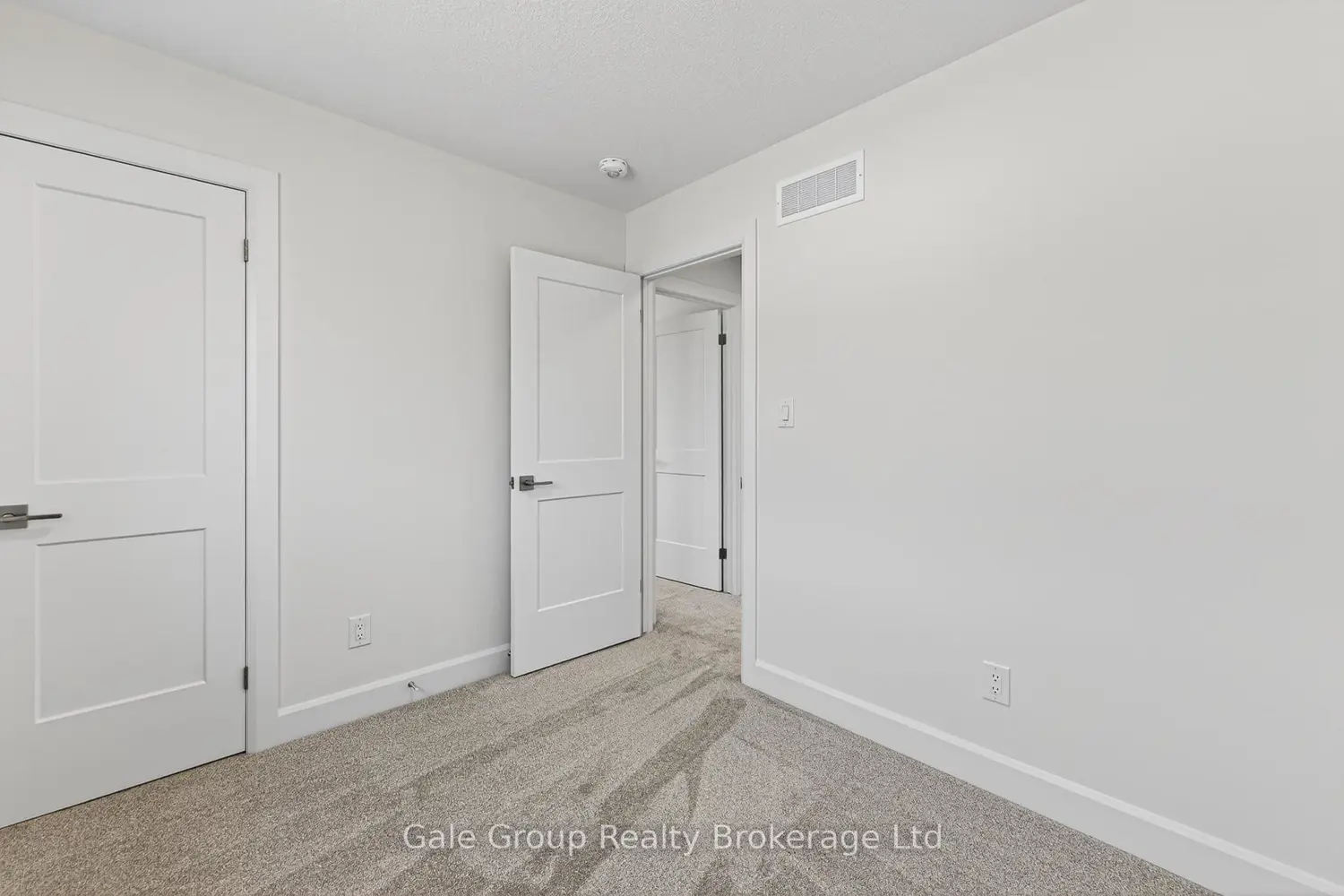 Additional image 15 of 463 Gillespie Street
