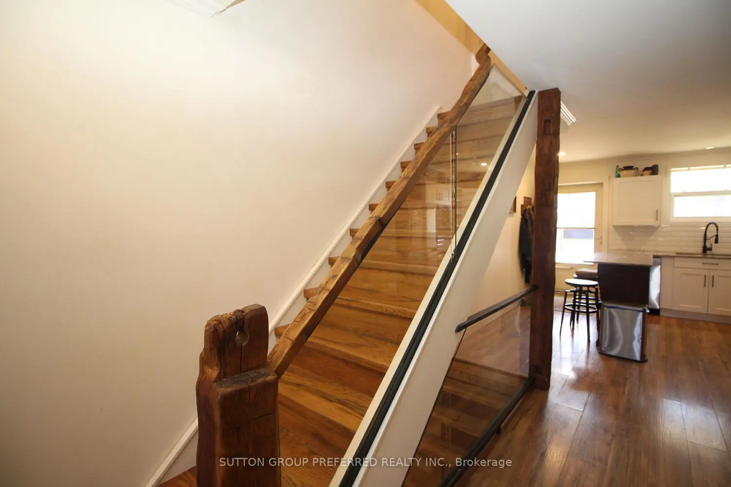 Additional image 10 of 1919 Trafalgar Street 87