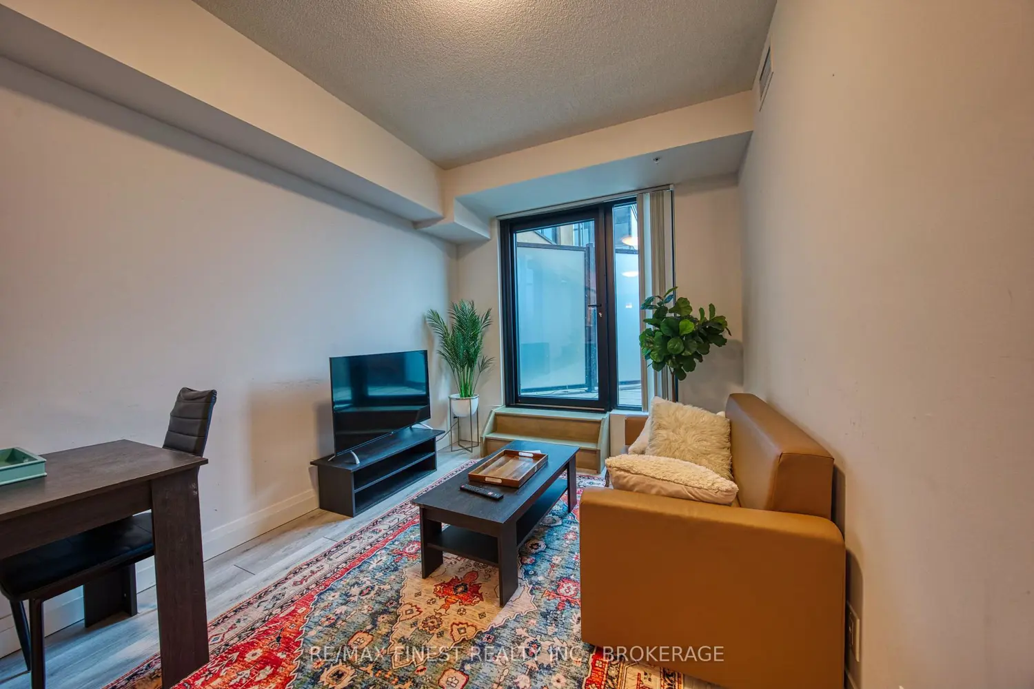 Additional image 12 of 652 Princess Street 522