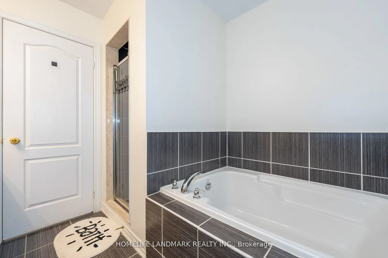 Additional image 10 of 8777 Dufferin Street 51