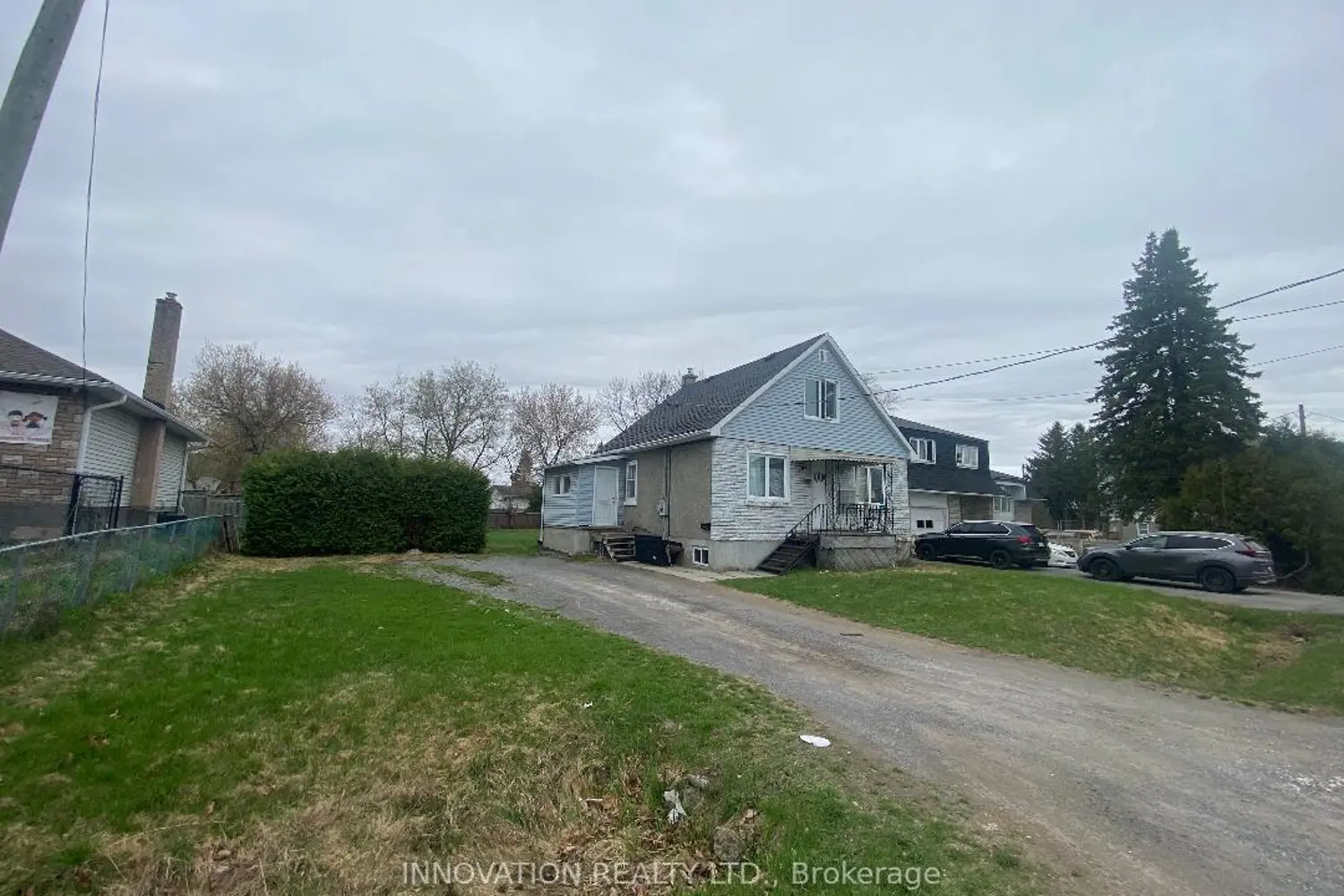 1146 Gabriel Street photo 3