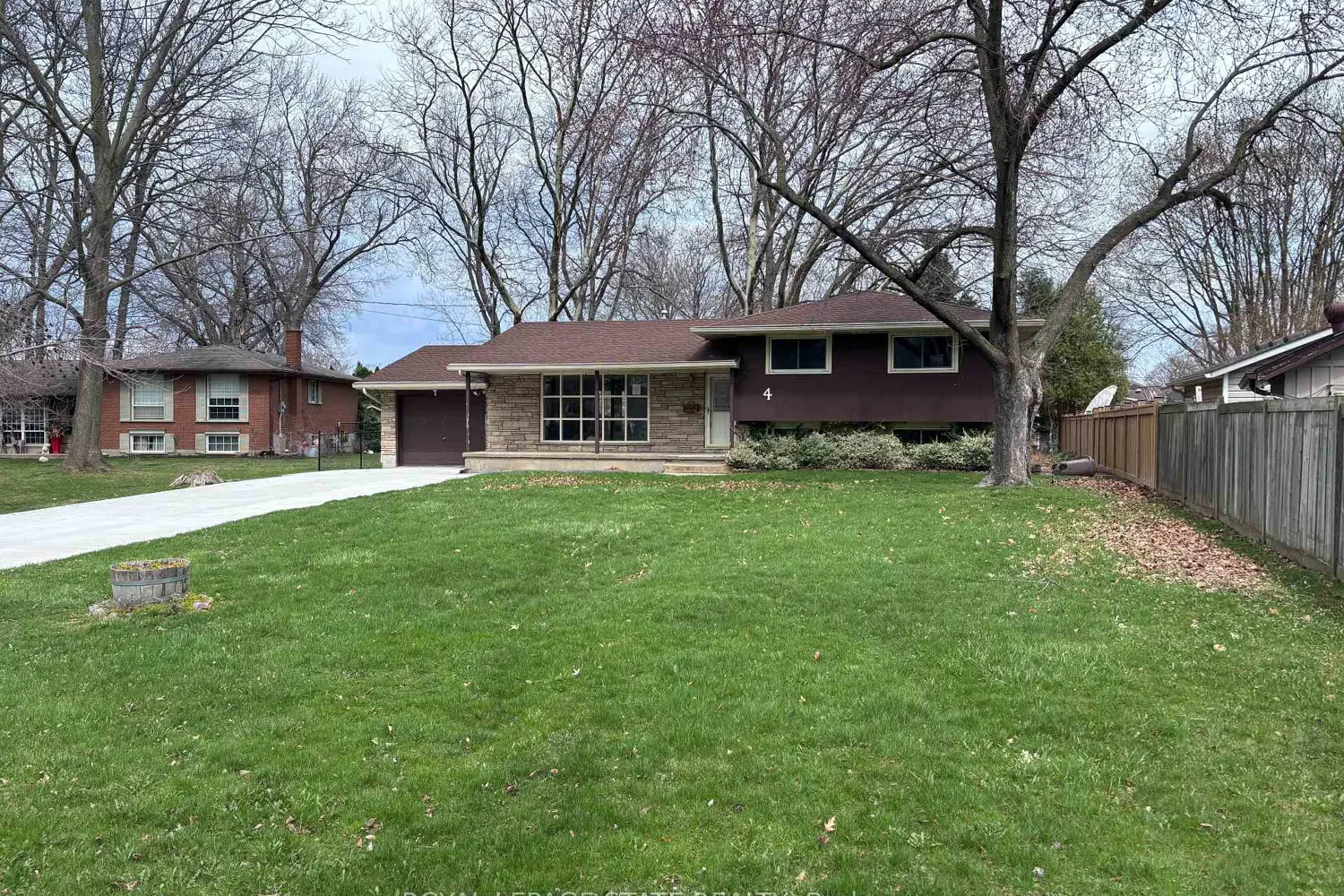 4 Beechwood Court photo 3