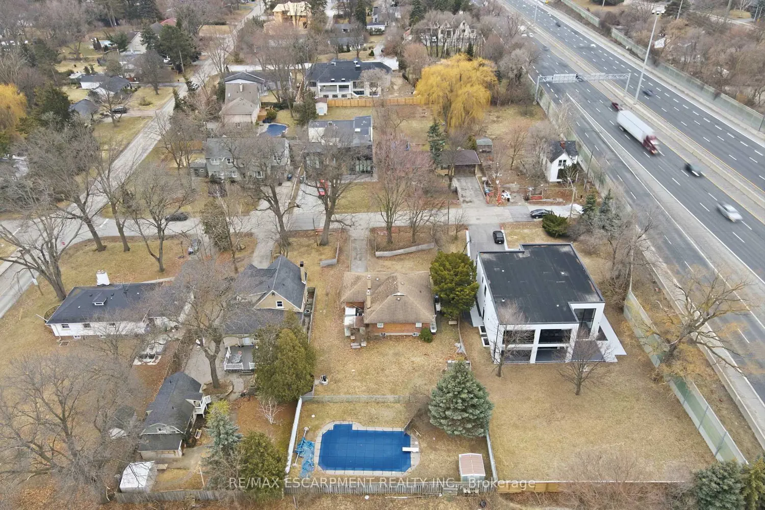 Additional image 19 of 1643 Glenburnie Road