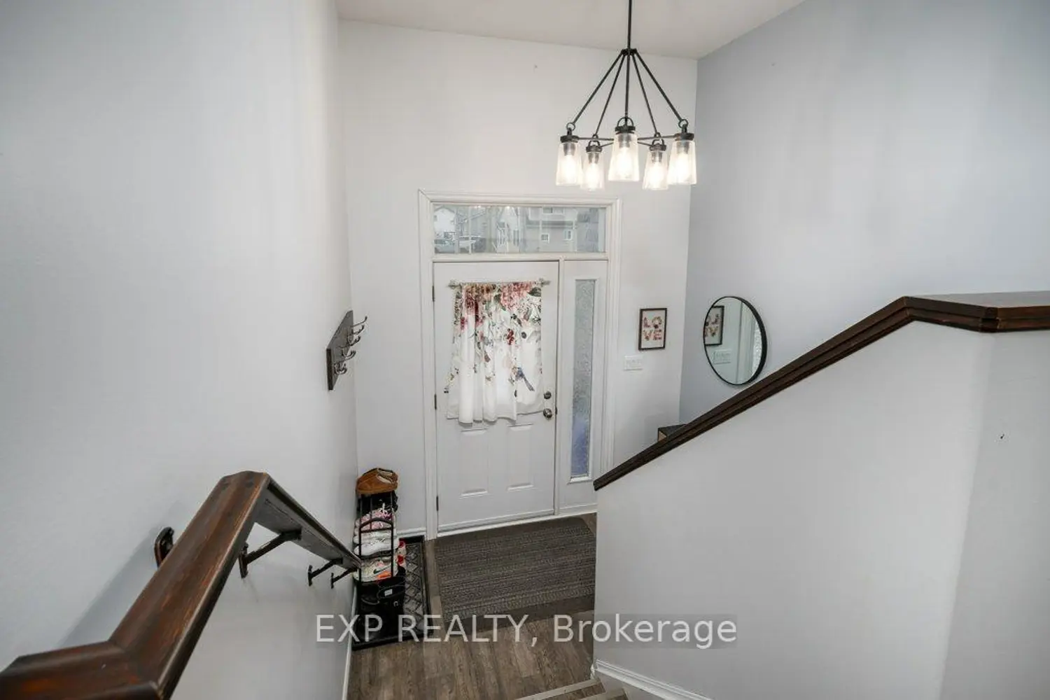Additional image 4 of 102 Davis Street A
