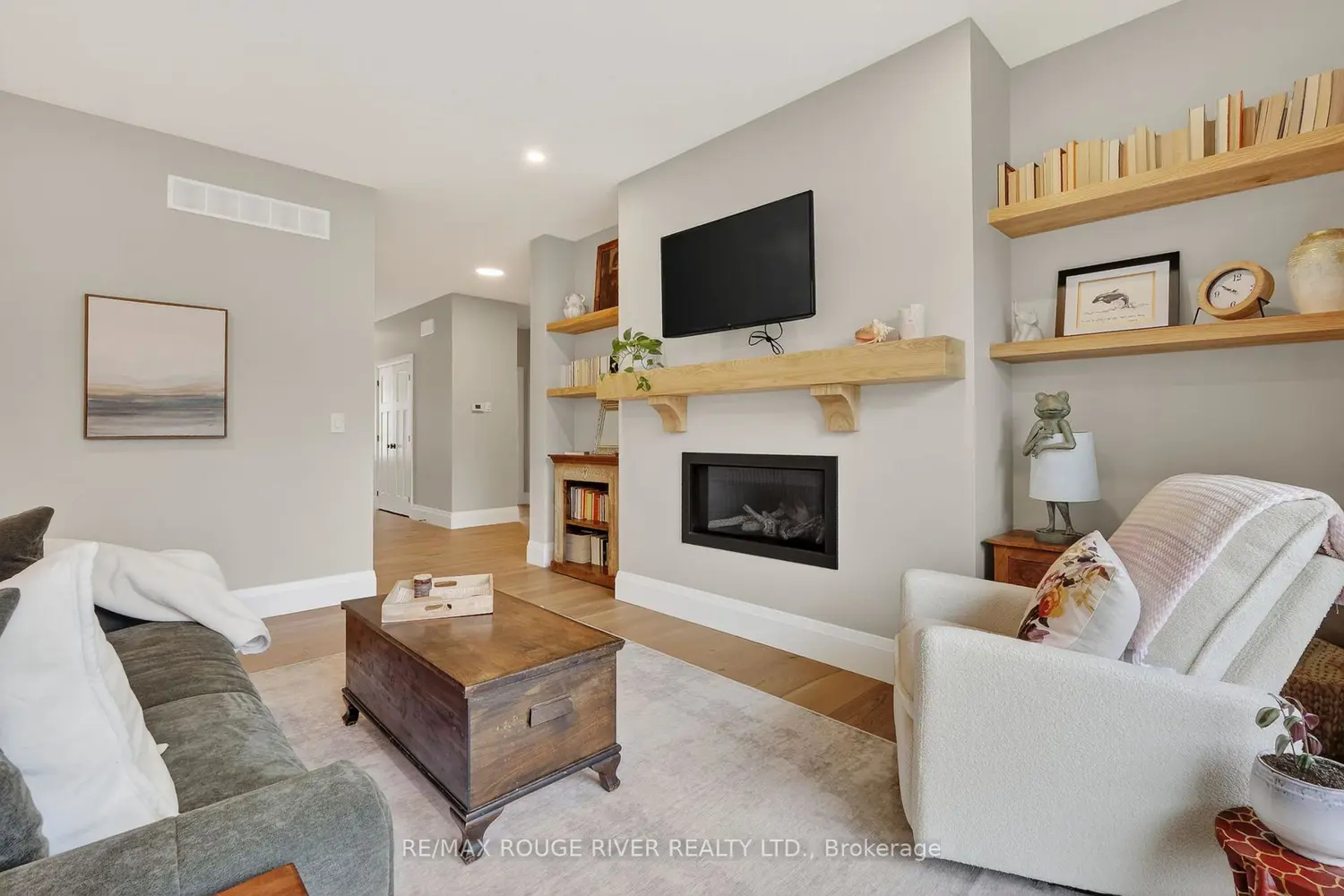 Additional image 6 of 4 - 1000 D'arcy Street