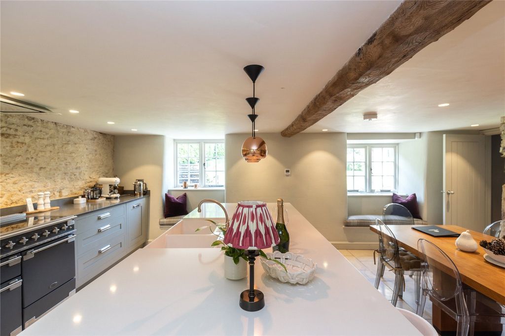 Additional image 6 of 3 bed semi-detached house to rentCowley, Cheltenham, Gloucestershire GL53