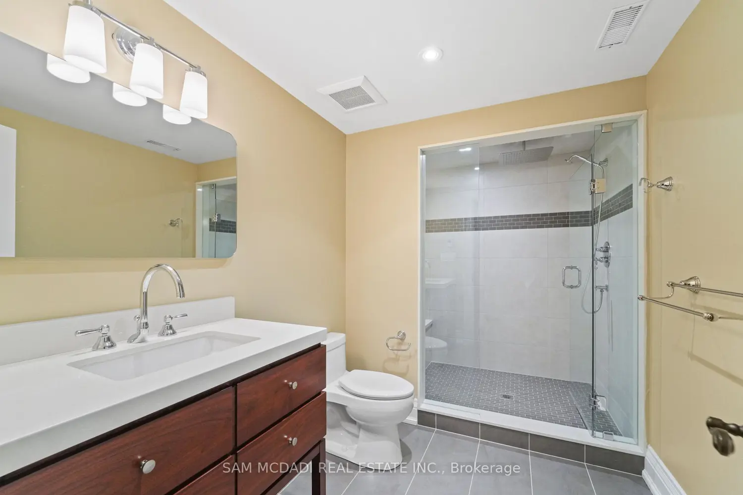 Additional image 16 of 1286 Woodeden Drive