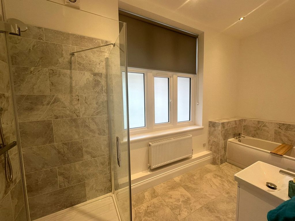 Additional image 7 of 2 bed flat to rentSt. Marys Gate, Derby DE1