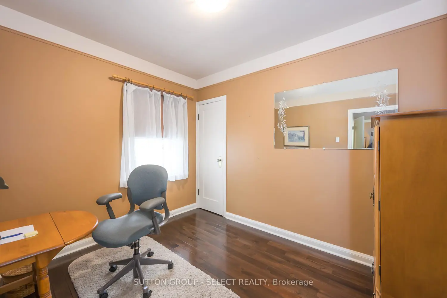 Additional image 9 of 1316 Langmuir Avenue