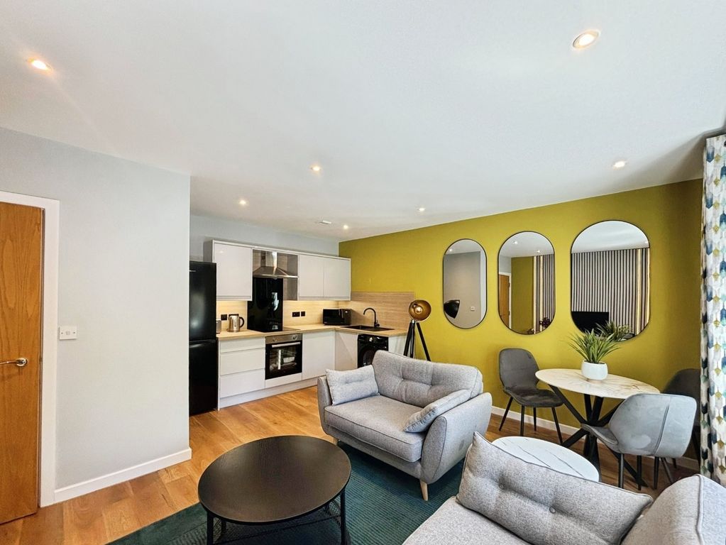 Additional image 3 of 2 bed flat to rentWilbraham Road, Manchester M14