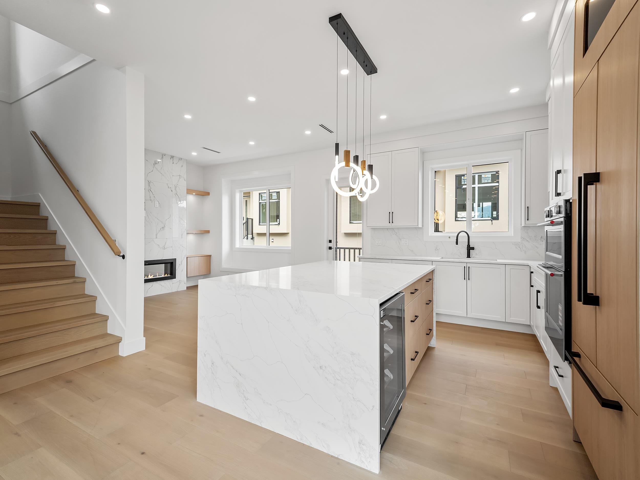 Additional image 4 of 2-6885 Aubrey Street, Burnaby, BC, V5B 2E4