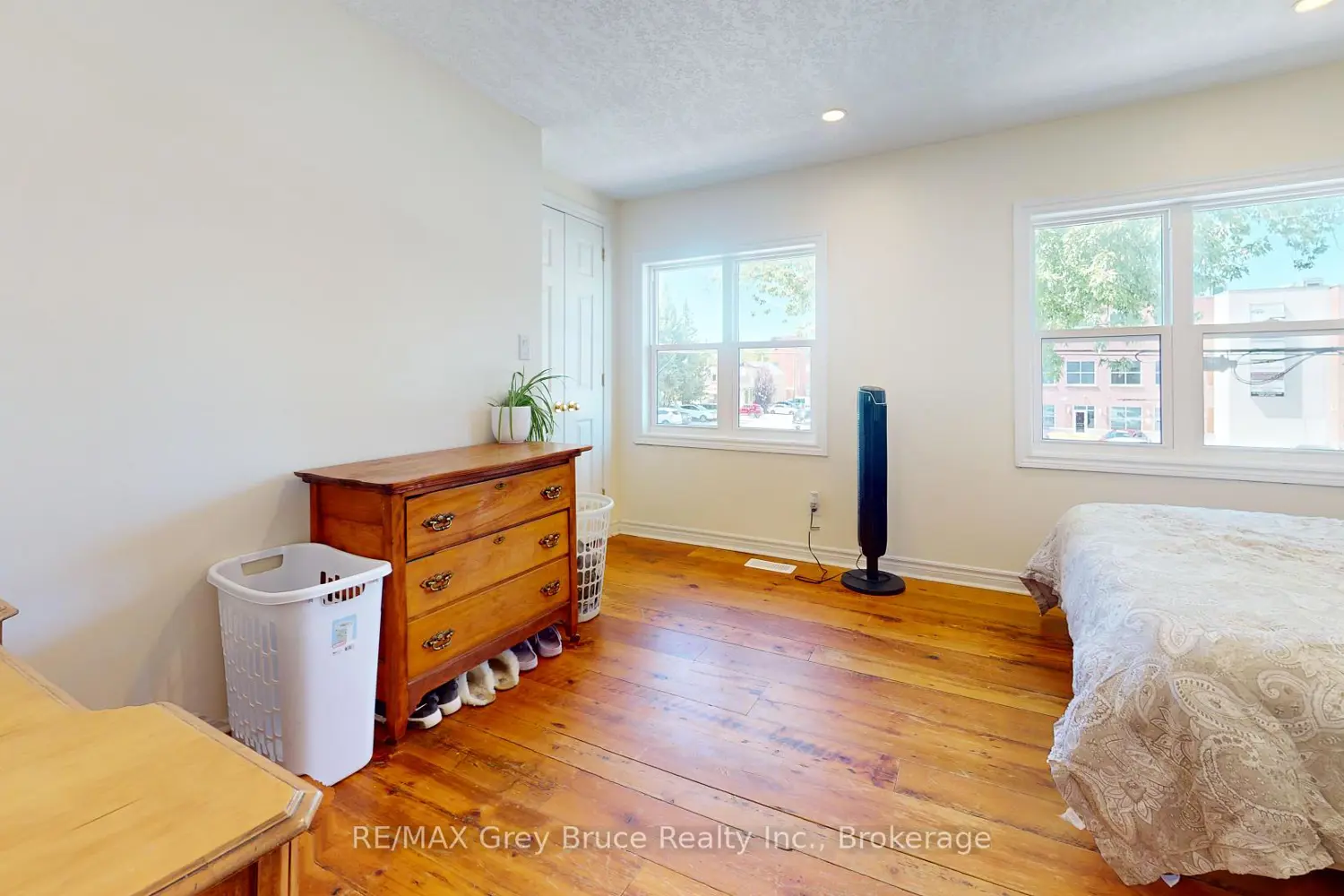 Additional image 14 of 937 4Th Avenue