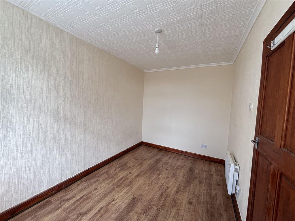 Additional image 10 of 2 bed flat to rentHigh Street, Connahs Quay CH5