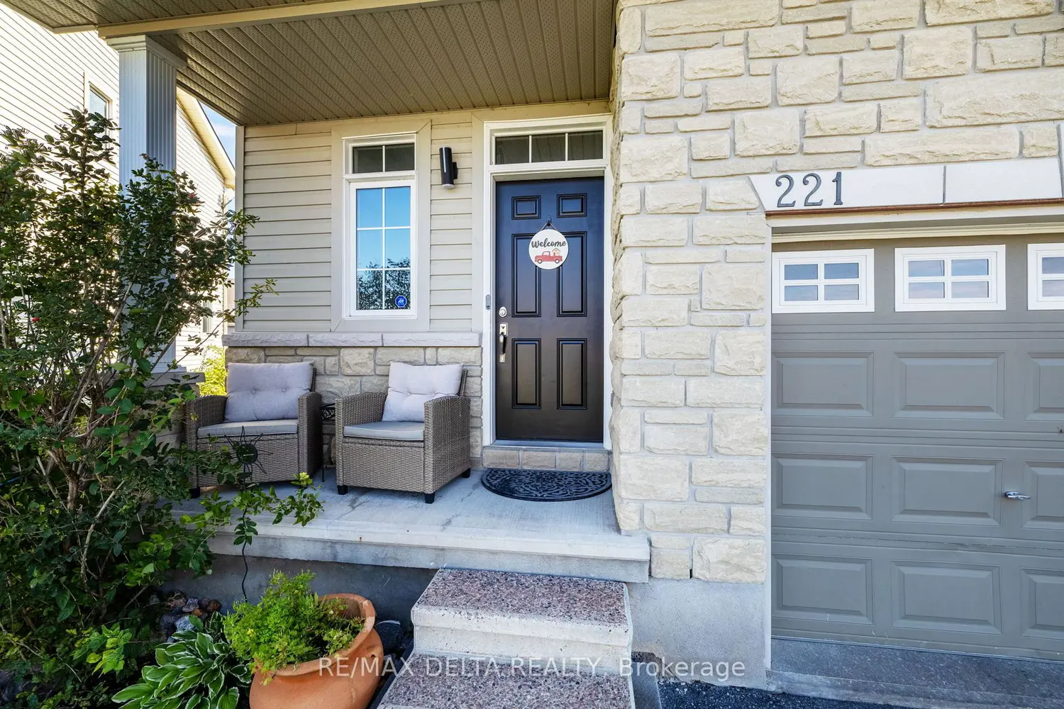 221 Mercury Street photo 3