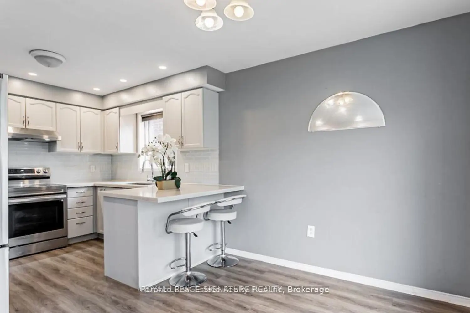Additional image 7 of 18 Preston Avenue
