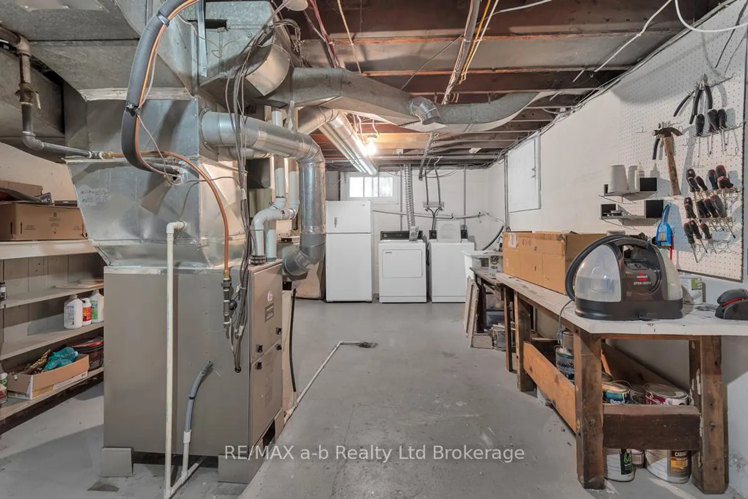 Additional image 18 of 347 Broadway Street