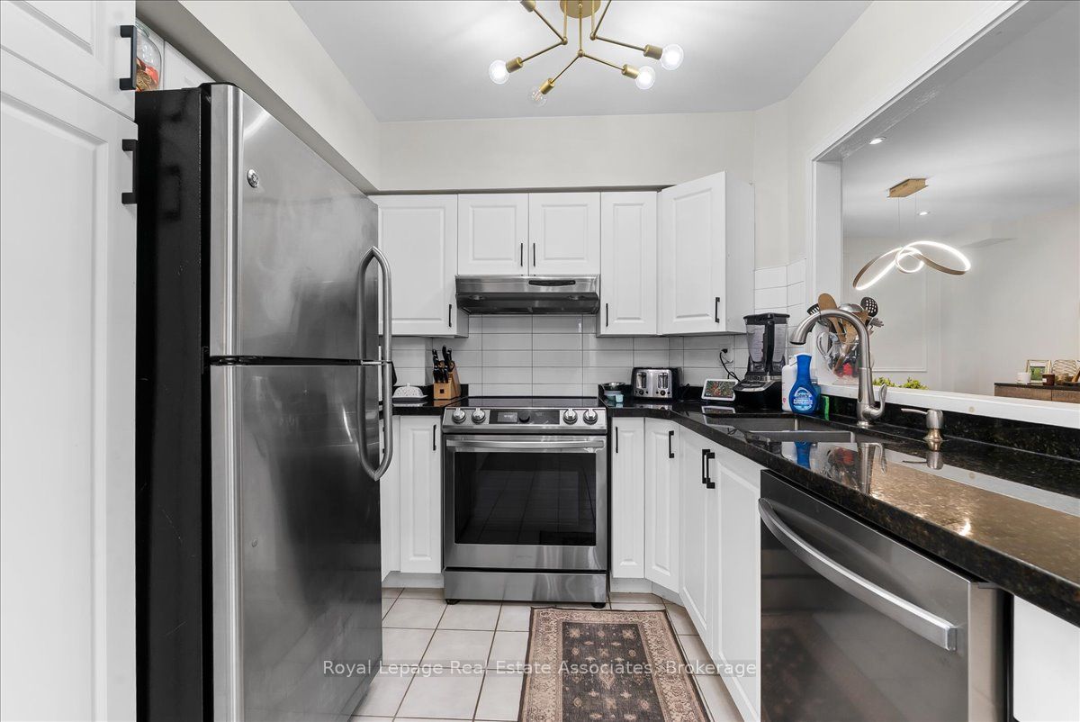 Additional image 4 of 5-1241 Parkwest Place, Mississauga, ON, L5E 3J3