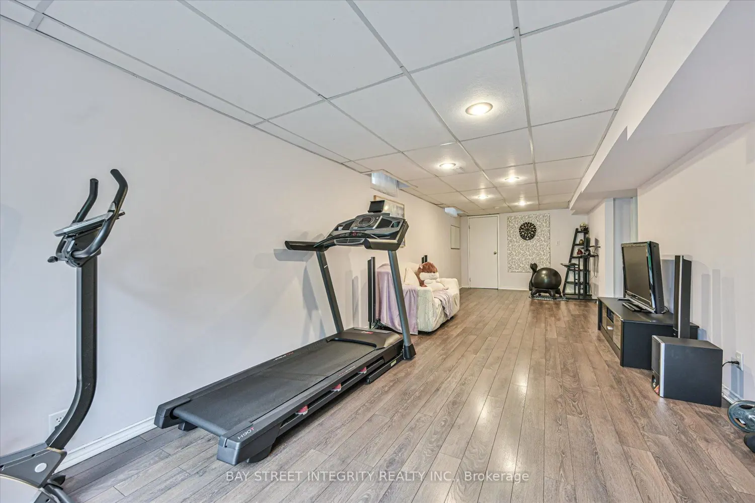 Additional image 14 of 535 Malvern Crescent