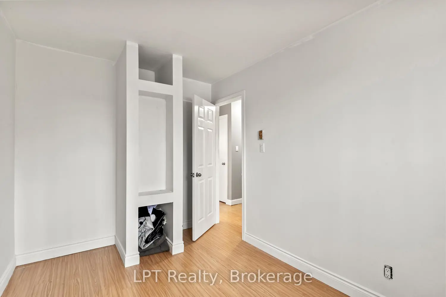 Additional image 8 of 4 Tiffany Place