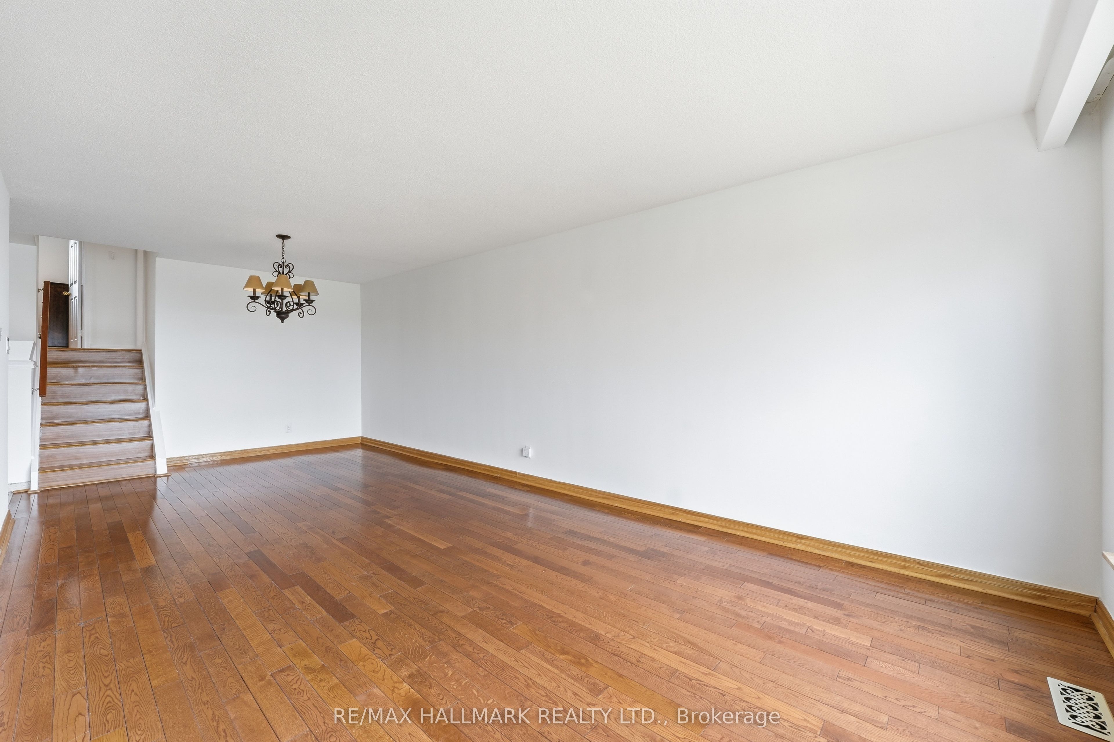 Additional image 6 of 54 Gotham Court, Toronto, ON, M6M 2N8